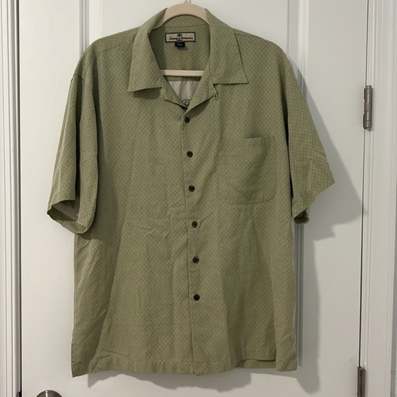 VTG Tommy Bahama Silk Jungle Shakedown Toucan Cigar Cocktail Shaker Camp Shirt - Picture 3 of 9